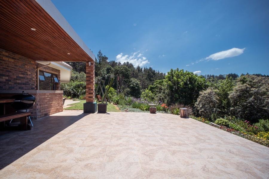 3 Bedroom Property for Sale in Wilderness Heights Western Cape